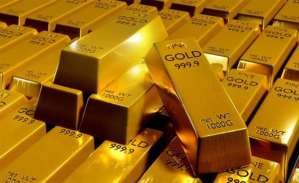 الذهب يتراجع بنسبة 2% ويفقد مستويات 3900 دولار للأونصة