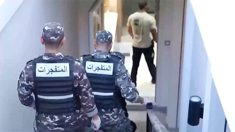 أمن الدولة: ضبط حدثين تواصلا مع عناصر متطرفة في تنظيم «داعش» الإرهابي والتخطيط لاستهداف دور العبادة لأحد المذاهب في البلاد