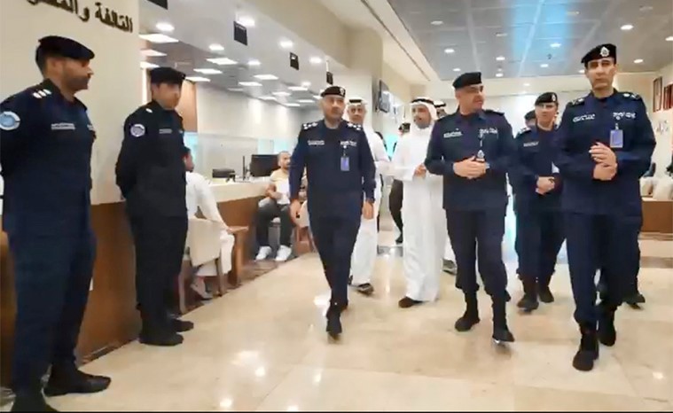 وكيل «الداخلية»: تطوير منظومة العمل وتسخير الإمكانات والارتقاء بمستوى الخدمات للمراجعين