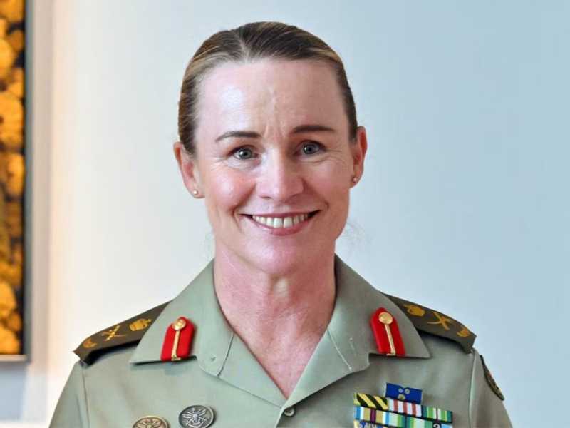 �������� ����� ��� ����� .. ������ �����  