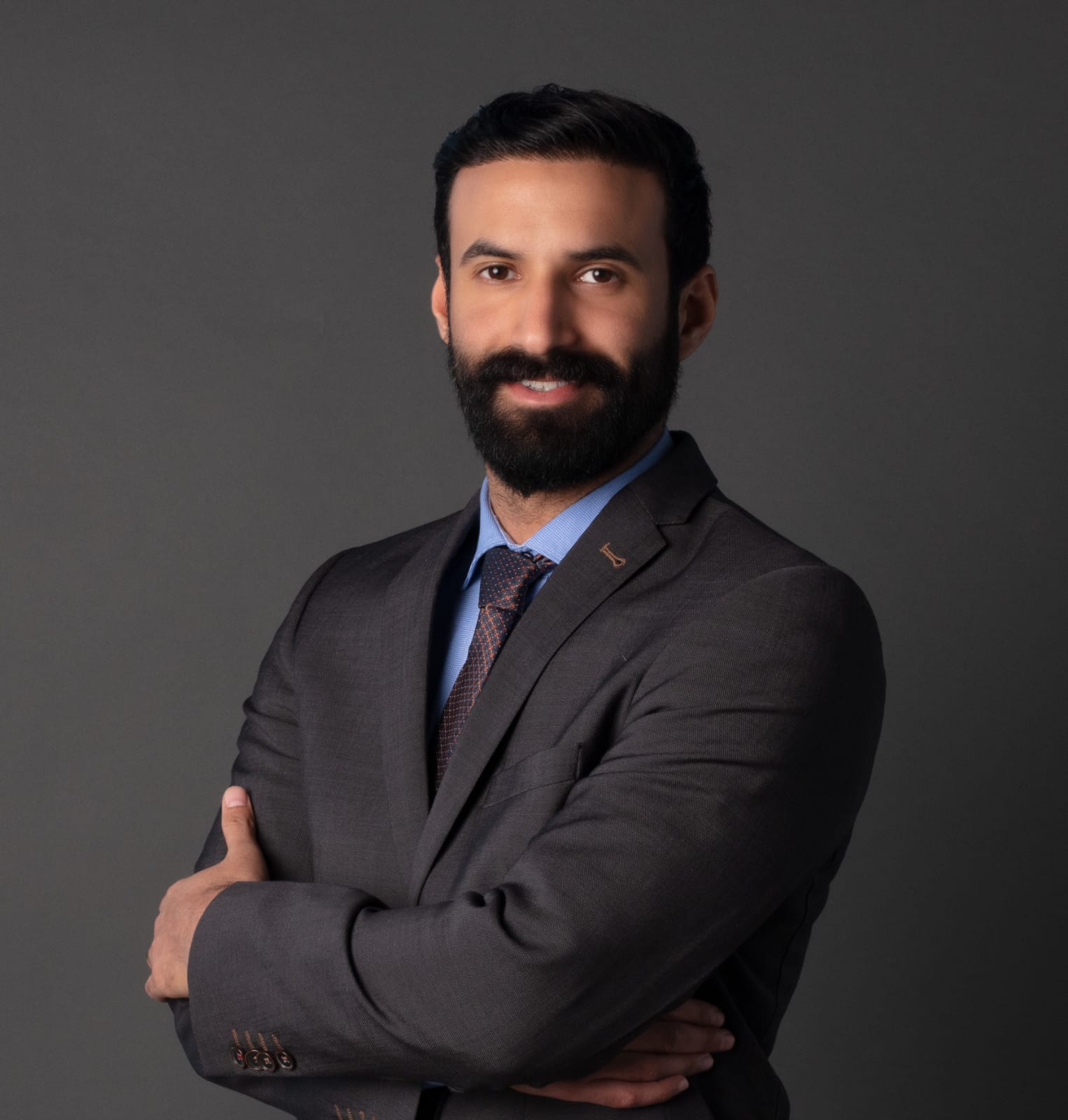 ������ :