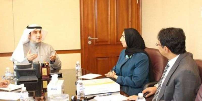 «الخدمة المدنية» ناقش و«التطبيقي» تطورات البرامج التعليمية 